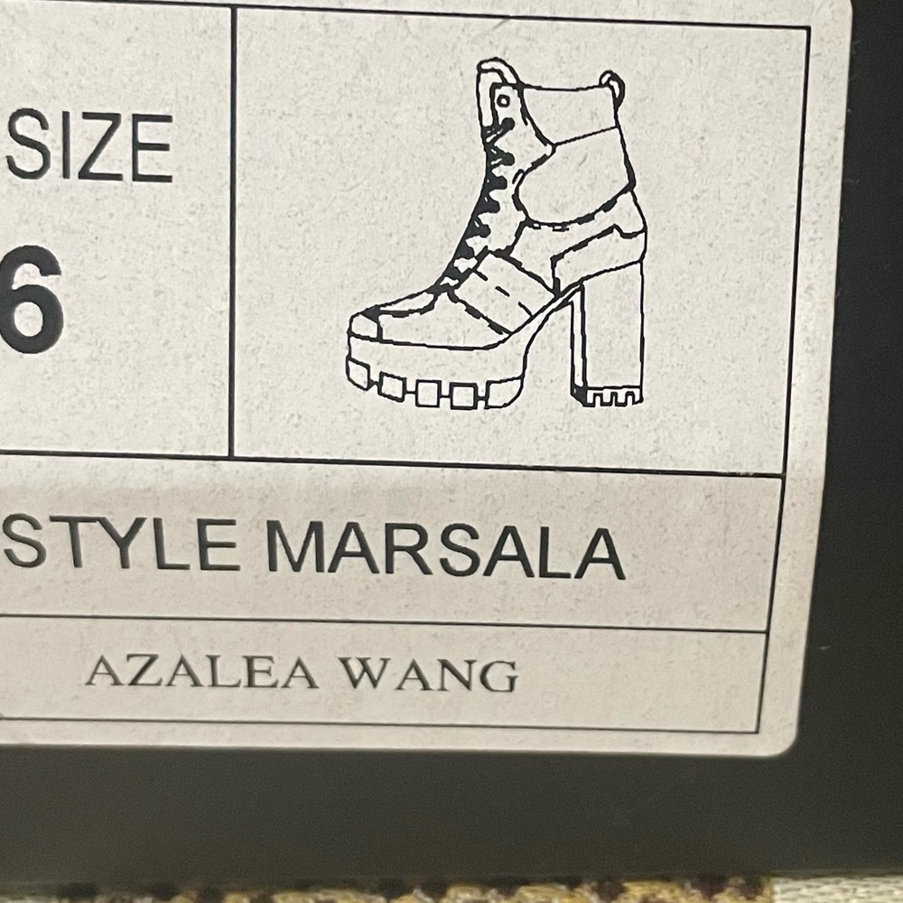 Chunky Boot - Picture 2 of 4